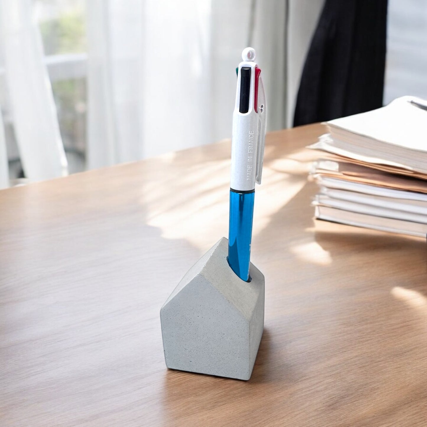 Pen holder