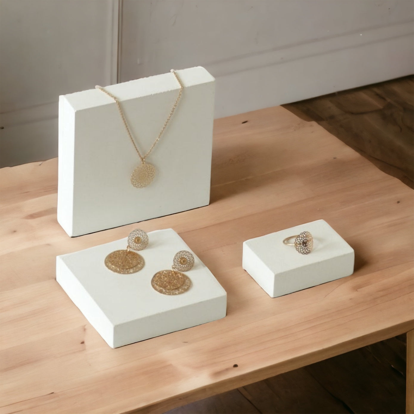 Présentoir bijoux en béton blanc - Set 3 pièces- Atelier IDeco