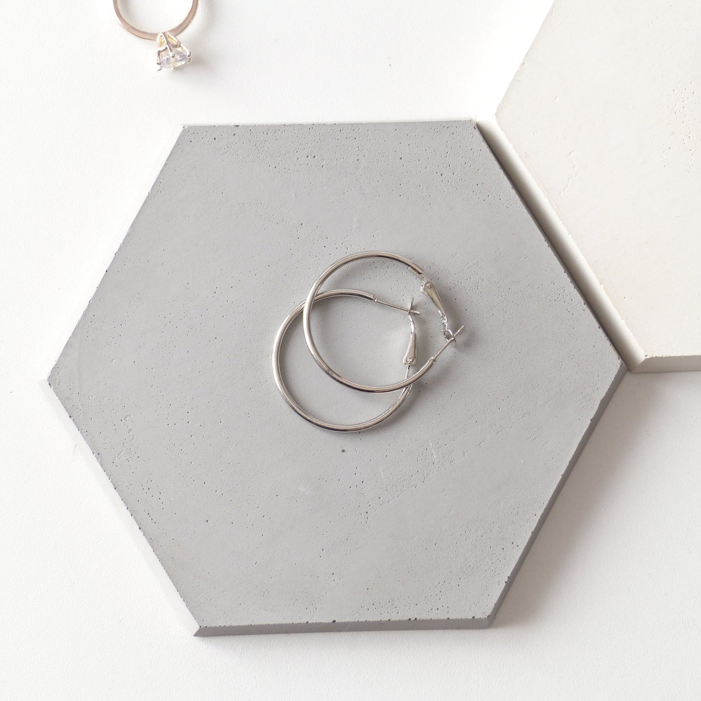 Présentoir à colliers - Atelier IDeco