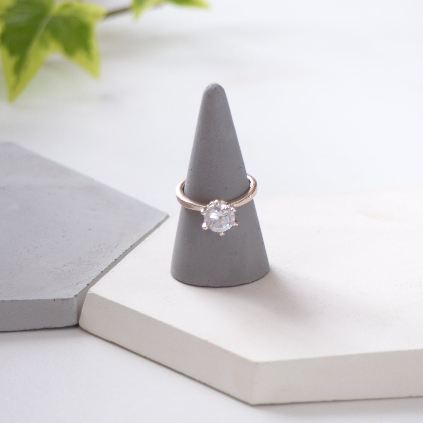 Présentoir conique pour alliances - Atelier IDeco