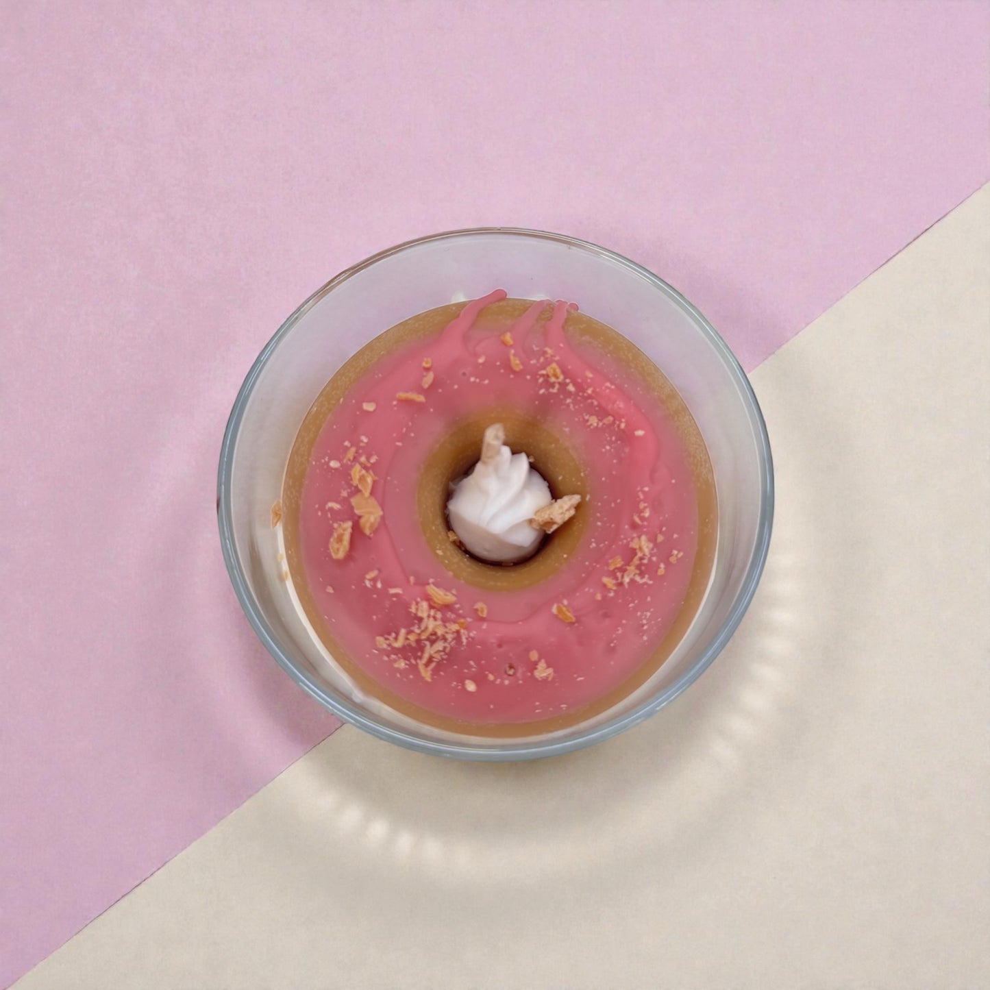 Vue de dessus bougie donuts décorative parfum sucré