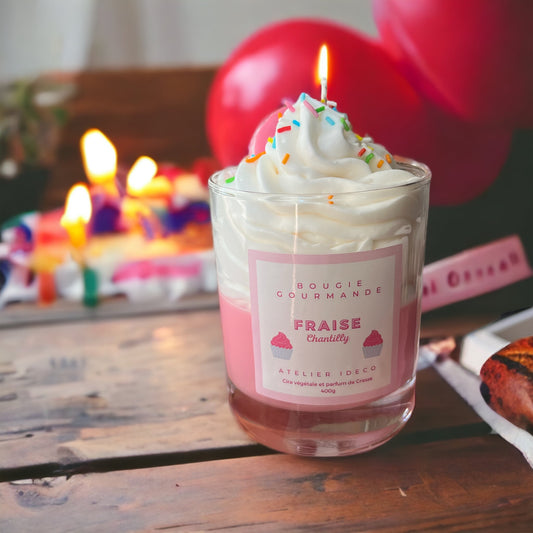 Strawberry Chantilly gourmet candle