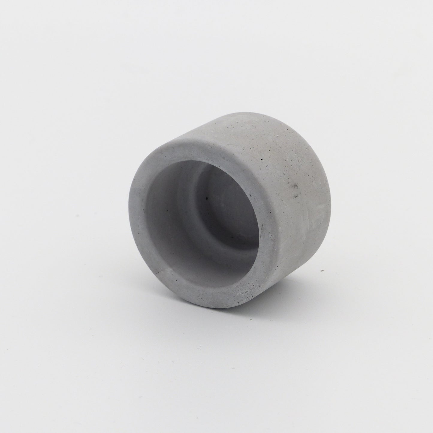 Concrete egg cup